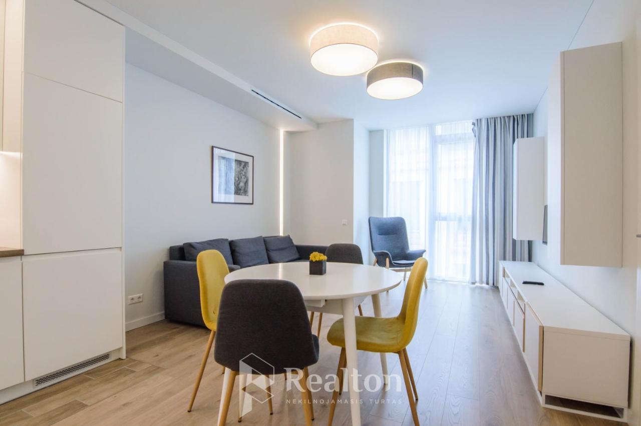 Happy Inn Egle, Self Check-In-24-7, A-C, Parking-In-The-Underground-Garage Vilnius Ngoại thất bức ảnh