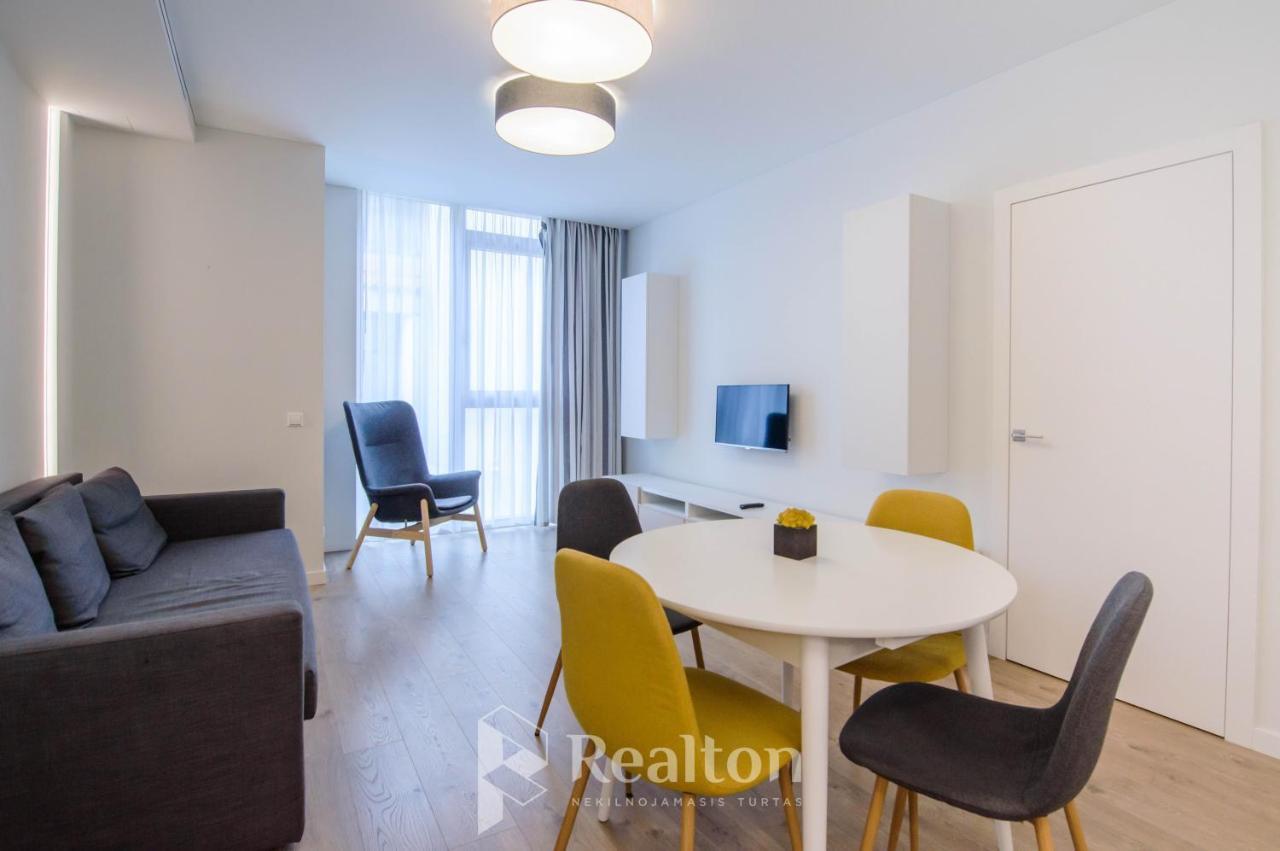 Happy Inn Egle, Self Check-In-24-7, A-C, Parking-In-The-Underground-Garage Vilnius Ngoại thất bức ảnh