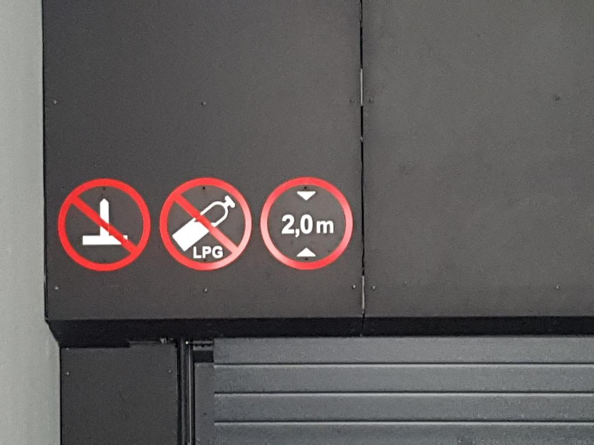 Happy Inn Egle, Self Check-In-24-7, A-C, Parking-In-The-Underground-Garage Vilnius Ngoại thất bức ảnh
