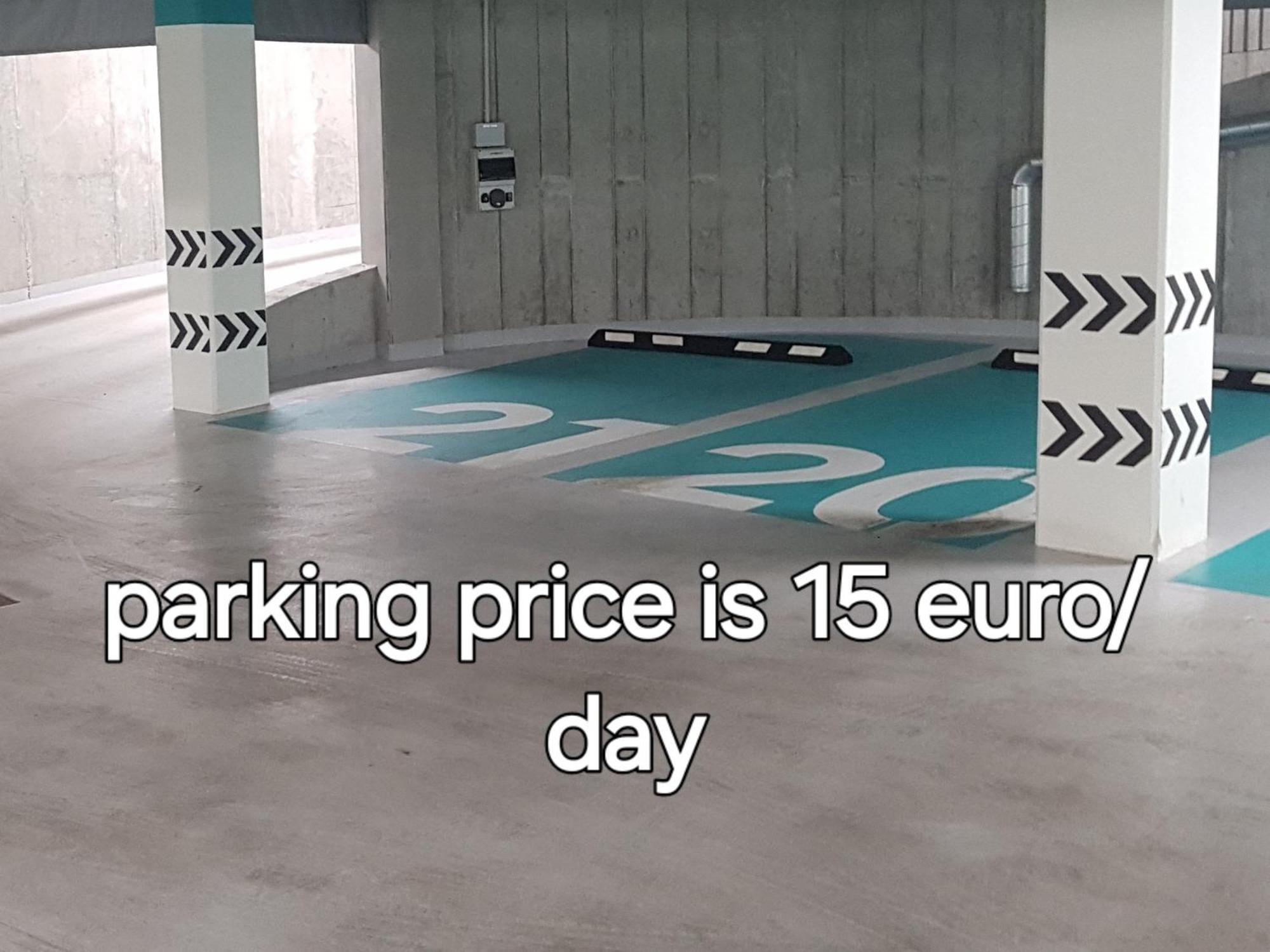 Happy Inn Egle, Self Check-In-24-7, A-C, Parking-In-The-Underground-Garage Vilnius Ngoại thất bức ảnh